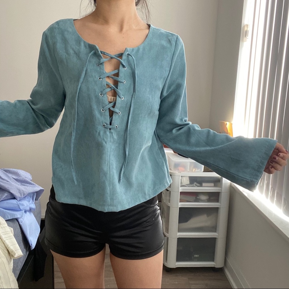 Guess top